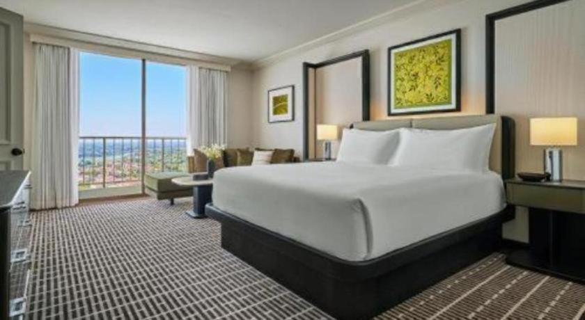 Fashion Island Hotel Newport Beach Exterior photo